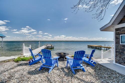 Waterfront Romulus Getaway w/Private Dock!