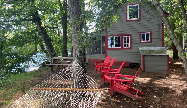 Waterfront Tamarack Cabin near Saratoga, Lake George