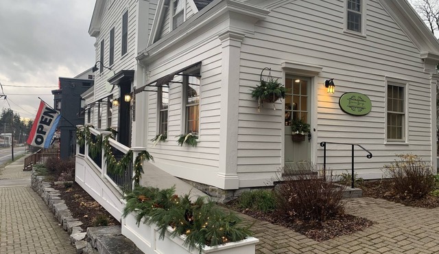 Within walking distance of shops & restaurants in historic Sharon Springs