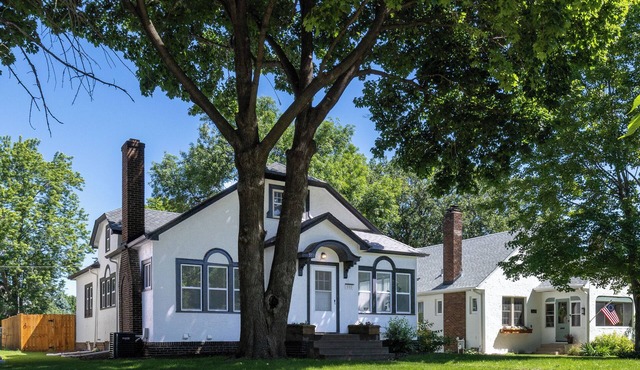 Wonderful Renovated St. Paul Bungalow.
