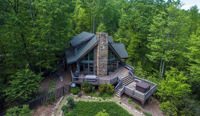 Woodhaven | Private, Pet Friendly, Hot Tub & Mountain View!