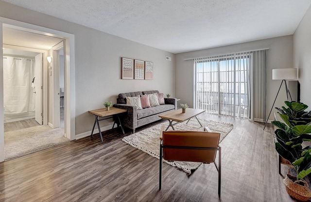 Frontdesk | Georgetown 1 BR near ND in South Bend