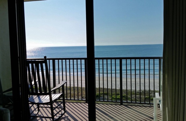 Oceanfront Townhouse-Style Condo, 2 Balconies with Ocean/Beach Views, Pool