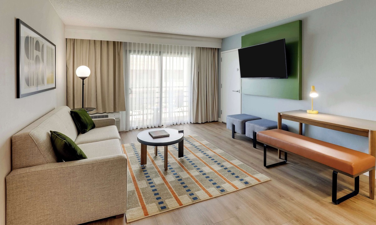 Mayo Clinic Hotel | Sonesta Select Scottsdale at Mayo Clinic Campus