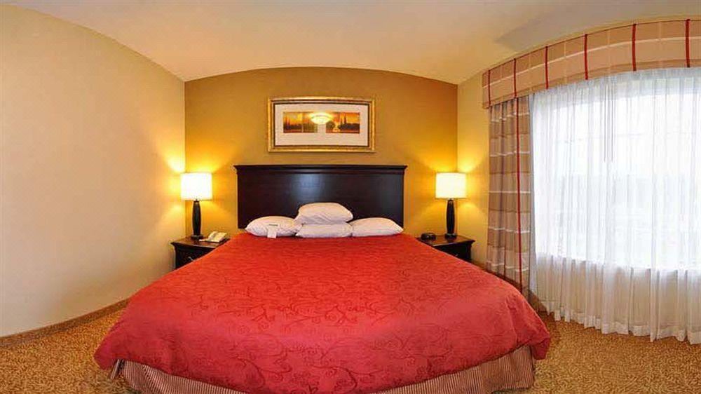 Photo of Bedroom in Northwest Pensacola