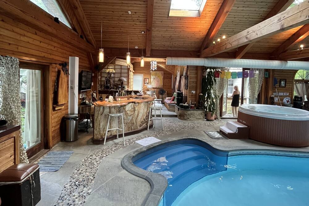 Photo of Outdoor in Woodstock