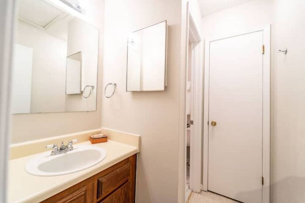 Photo of Bathroom in Ferry Pass