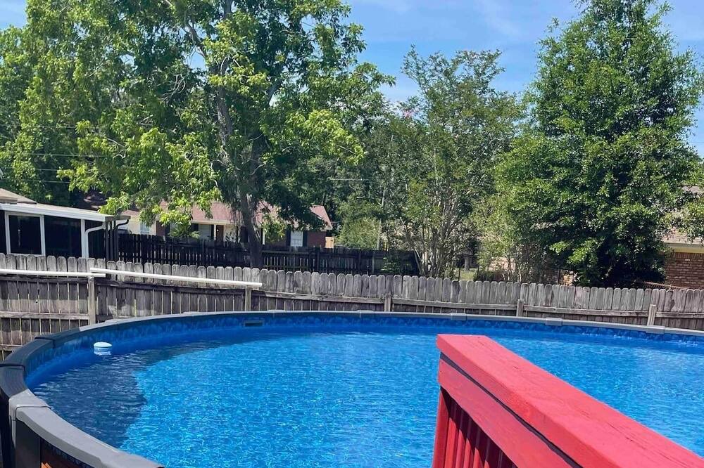 Photo of Outdoor in West Pensacola