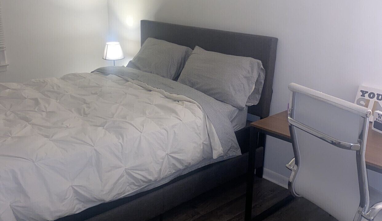 Photo of Bedroom in Walled Lake