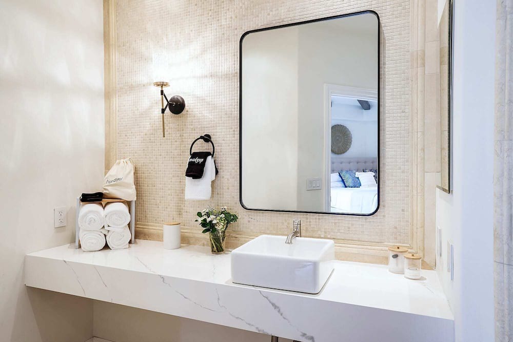 Photo of Bathroom in Camelback Park Estates