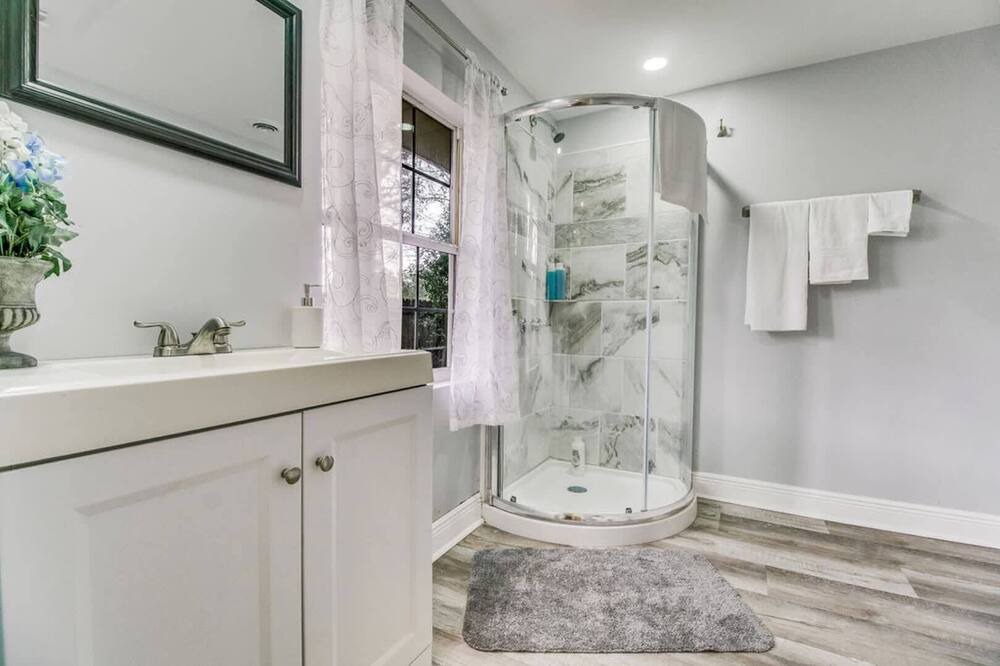 Photo of Bathroom in West Pensacola