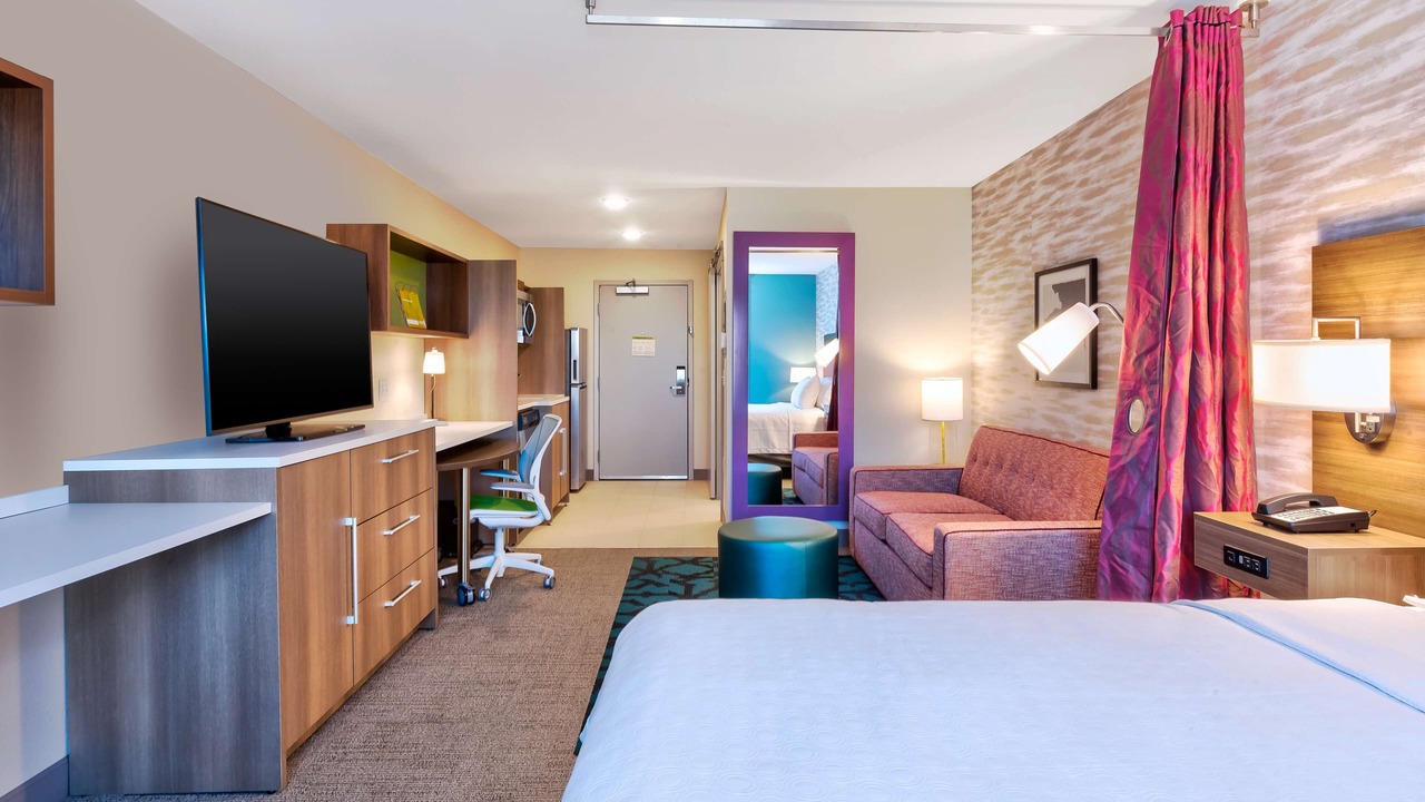 Photo of Bedroom in Battle Creek