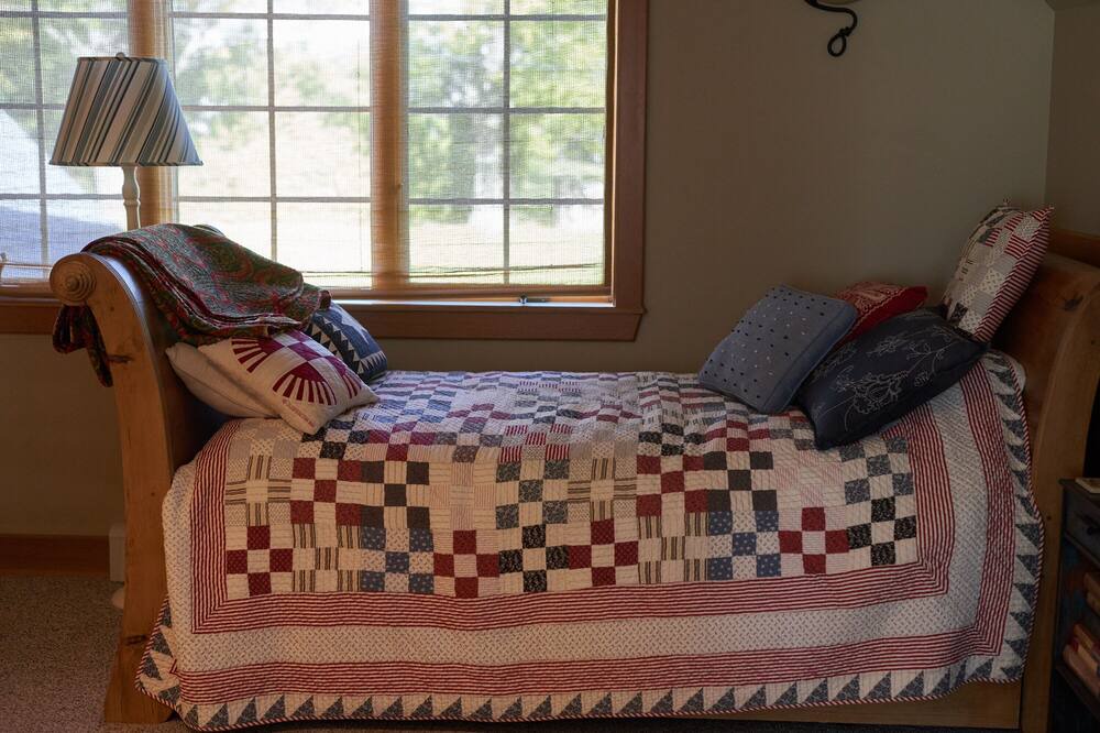 Photo of Bedroom in Leland