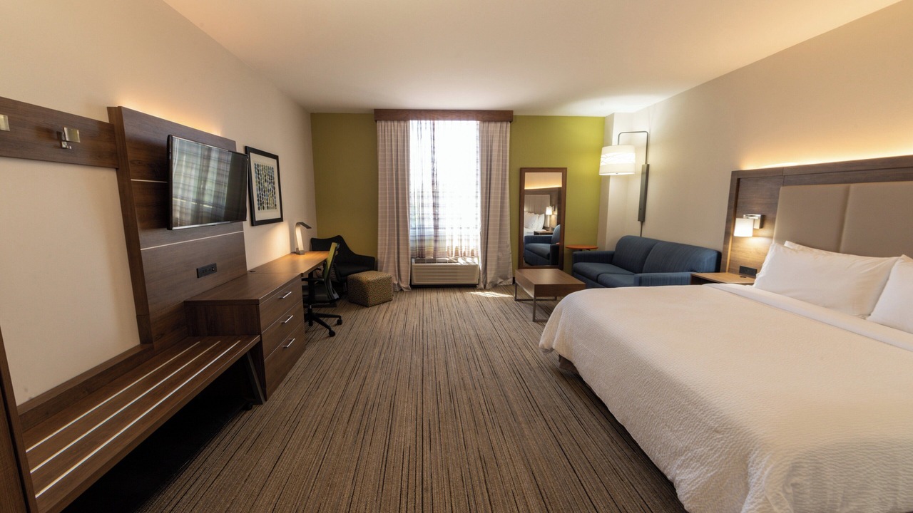 Photo of Bedroom in Grand Island