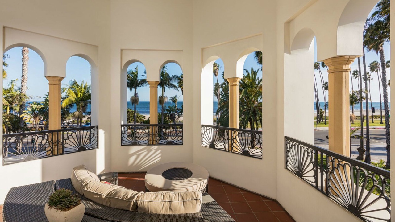 Photo of Livingroom in East Beach