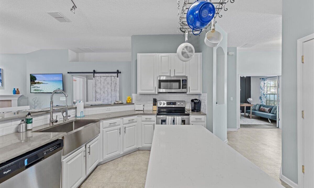 Photo of Kitchen in Golden Glades - The Woods