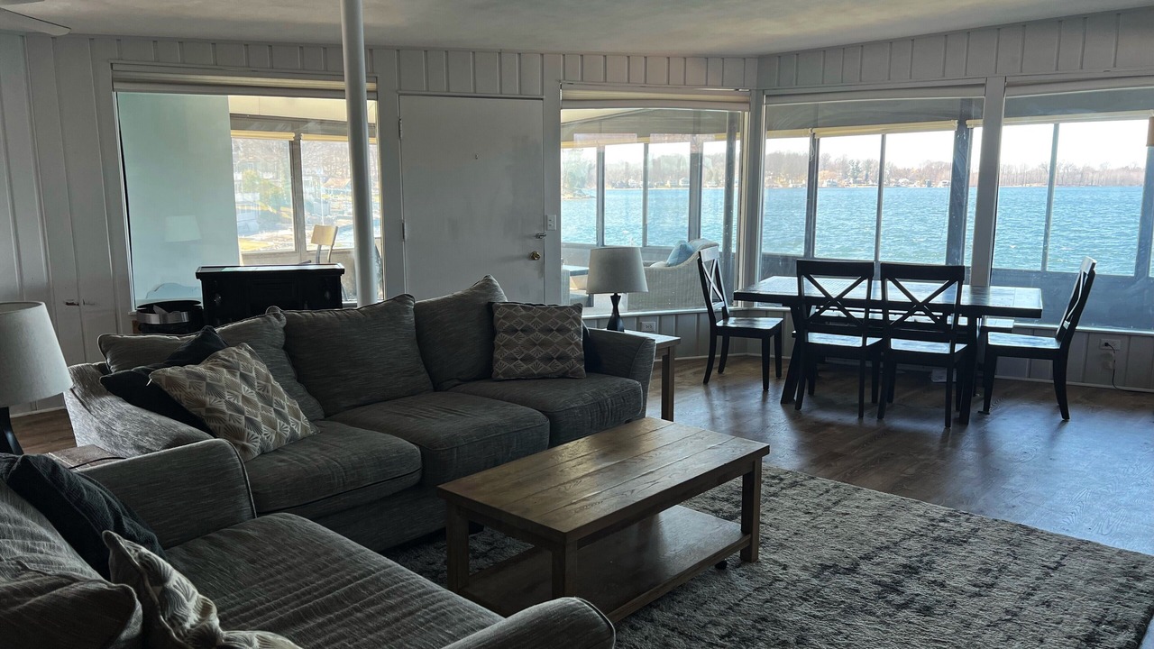 Photo of Livingroom in Sister Lakes