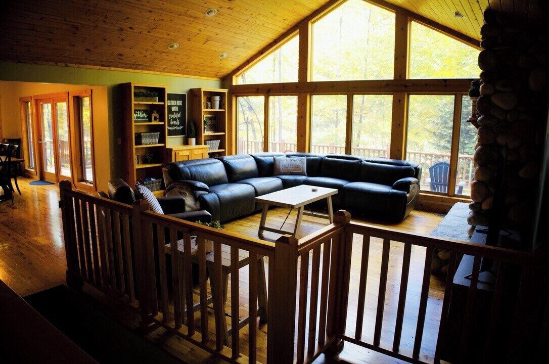 Photo of Livingroom in Suttons Bay