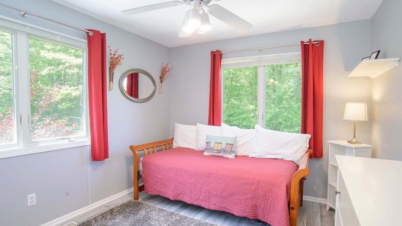 Photo of Bedroom in Saugatuck