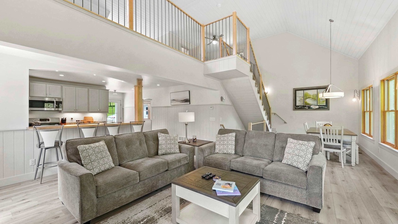 Photo of Livingroom in Honor