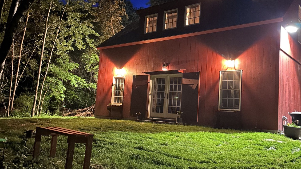Photo of Outdoor in Hollowville