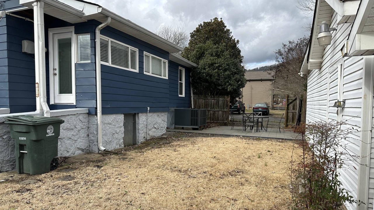 Photo of Others in Lookout Valley Neighborhood Association