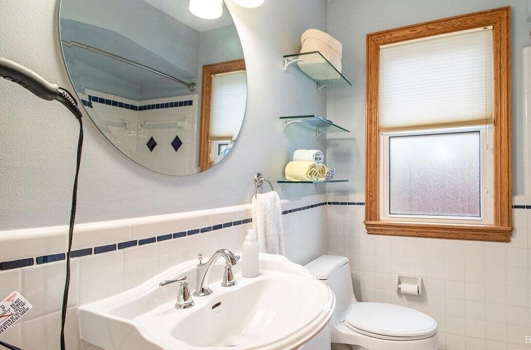 Photo of Bathroom in Dicken
