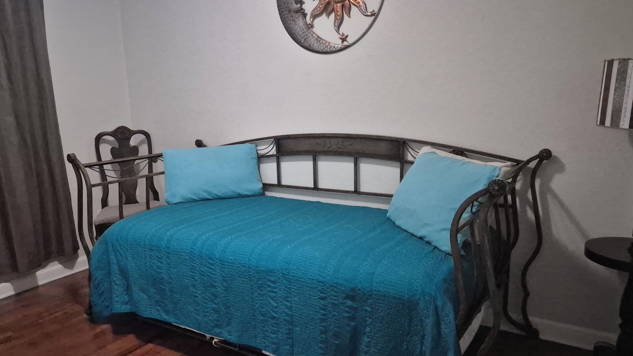 Photo of Bedroom in Pensacola