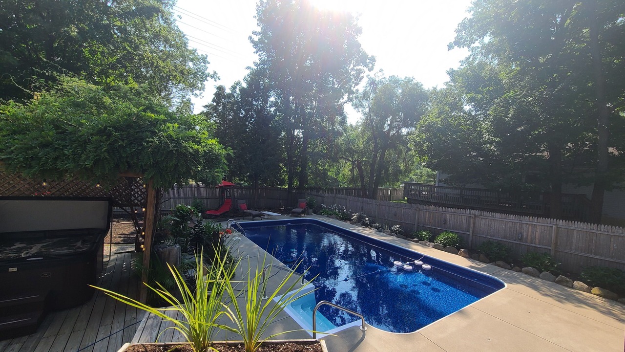 Photo of Outdoor in Lansing