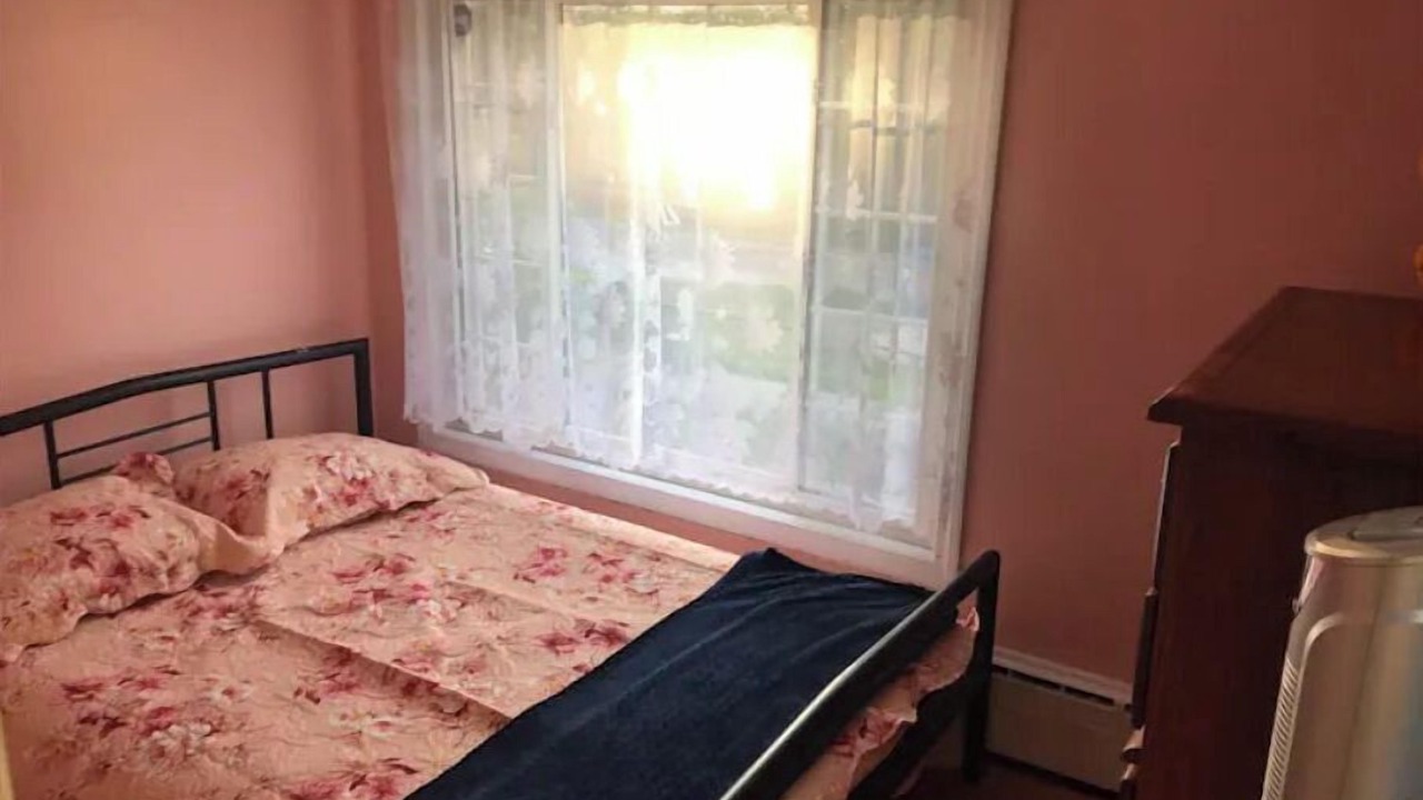 Photo of Bedroom in Estral Beach