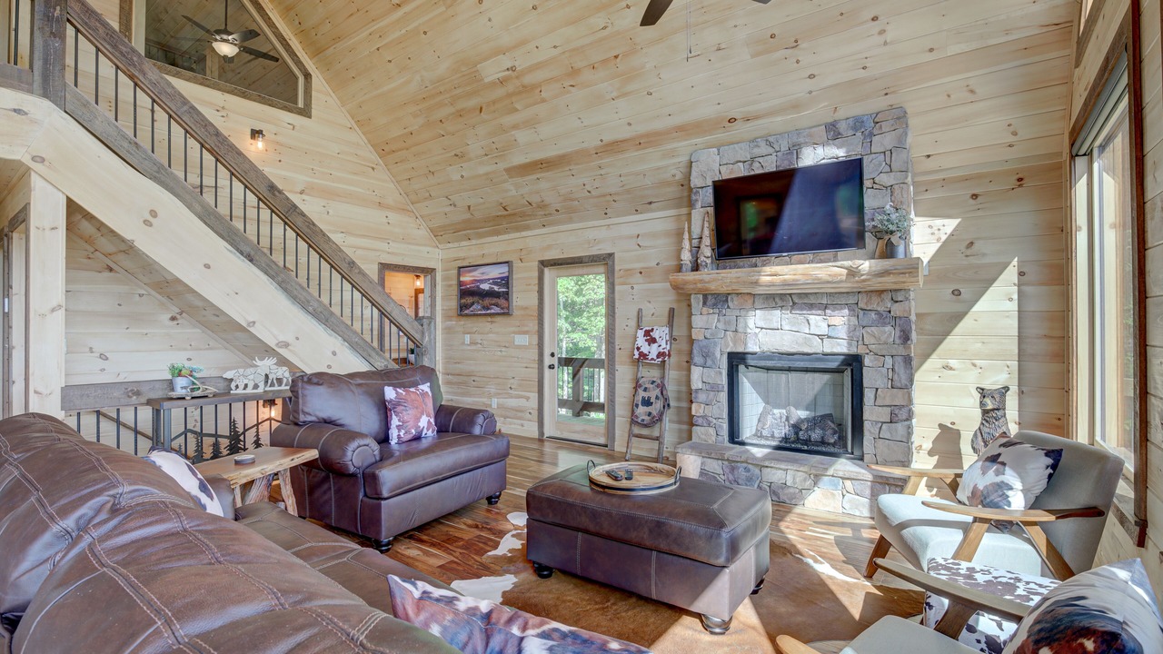 Photo of Livingroom in Morganton