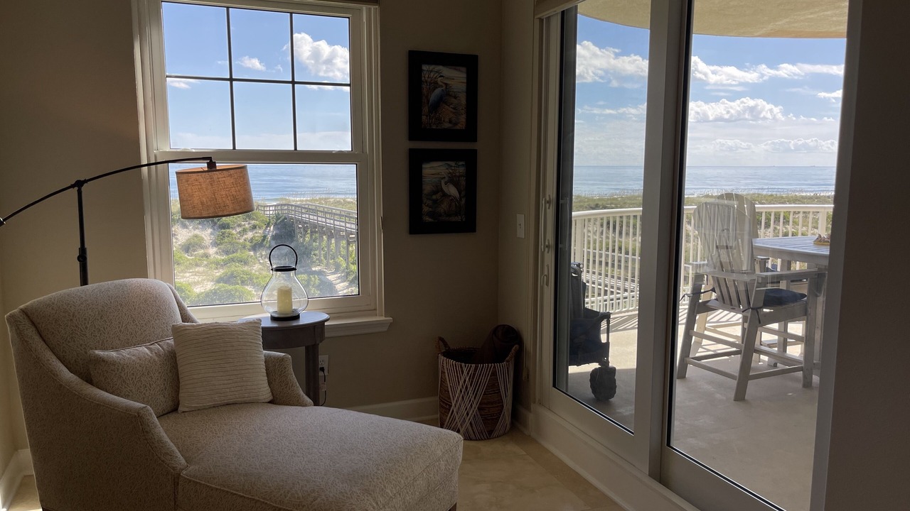 Photo of Livingroom in Amelia City