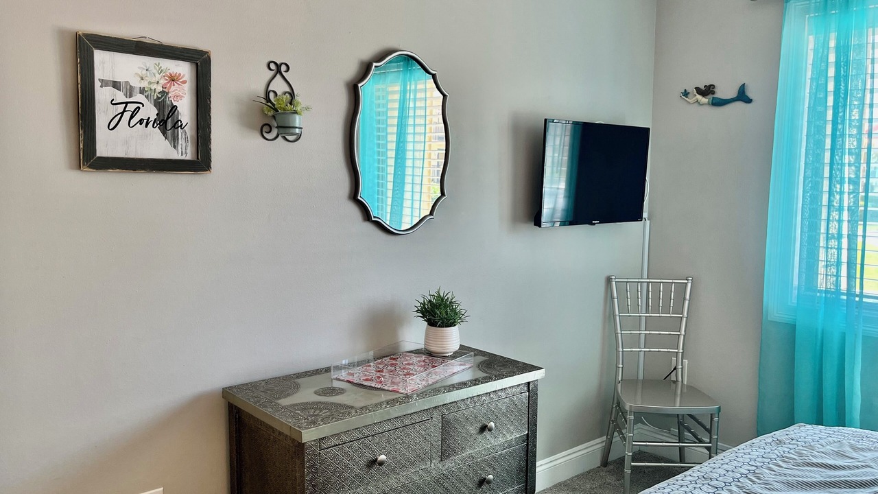 Photo of Bedroom in Pensacola Beach