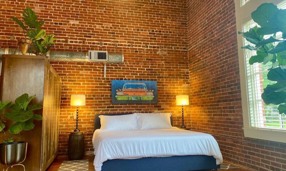 Photo of Bedroom in Old East Hill
