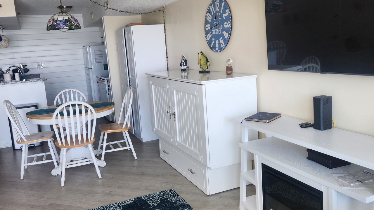 Photo of Livingroom in Cherry Grove Beach