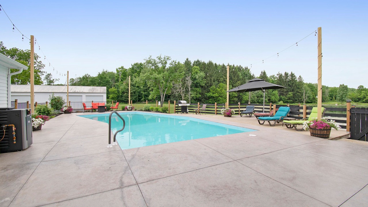 Photo of Outdoor in Bradley