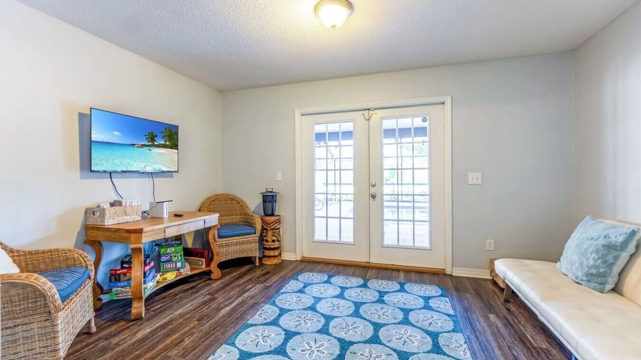 Photo of Livingroom in Florida Panhandle