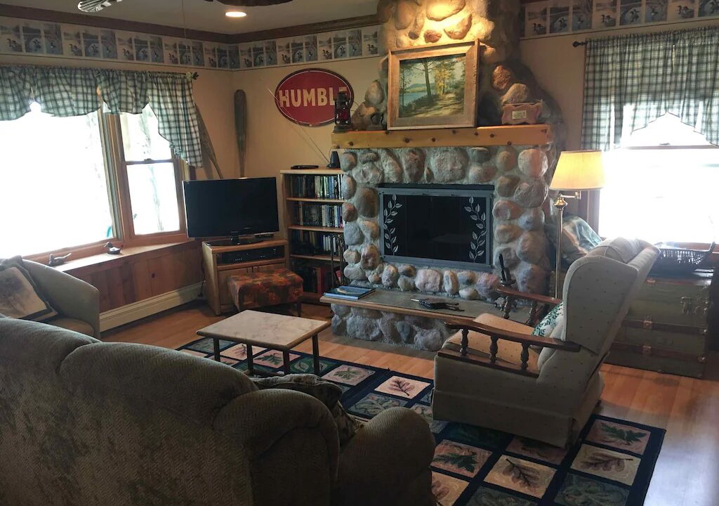 Photo of Livingroom in Vanderbilt