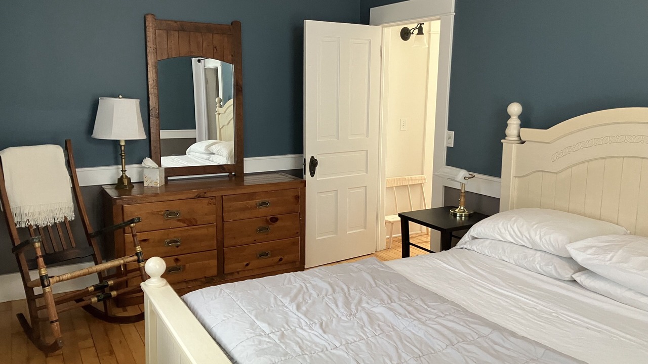 Photo of Bedroom in Empire