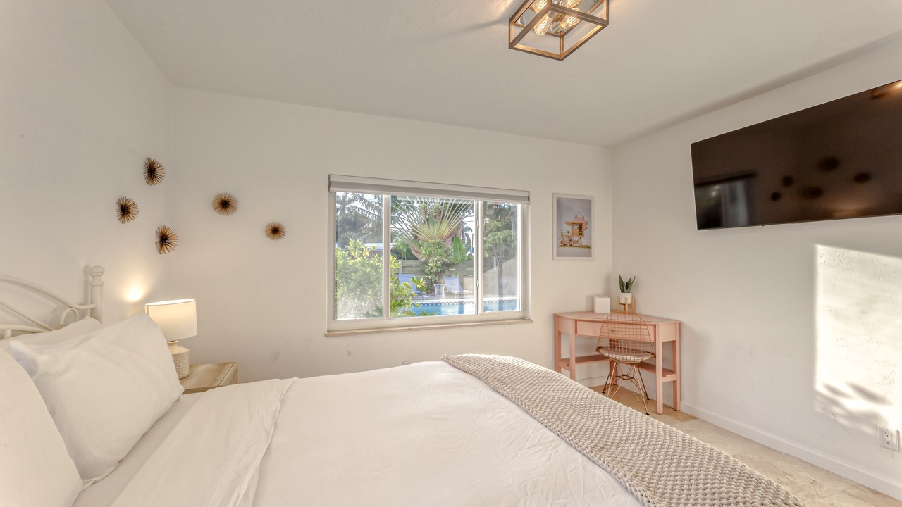 Photo of Bedroom in Dolphin Isles
