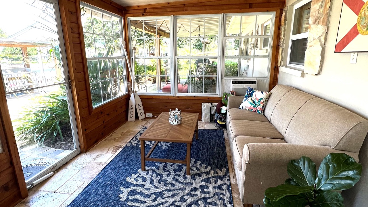 Photo of Bedroom in Homosassa