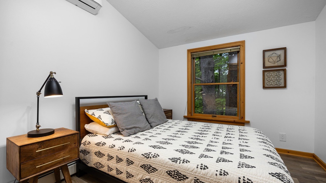 Photo of Bedroom in Suttons Bay