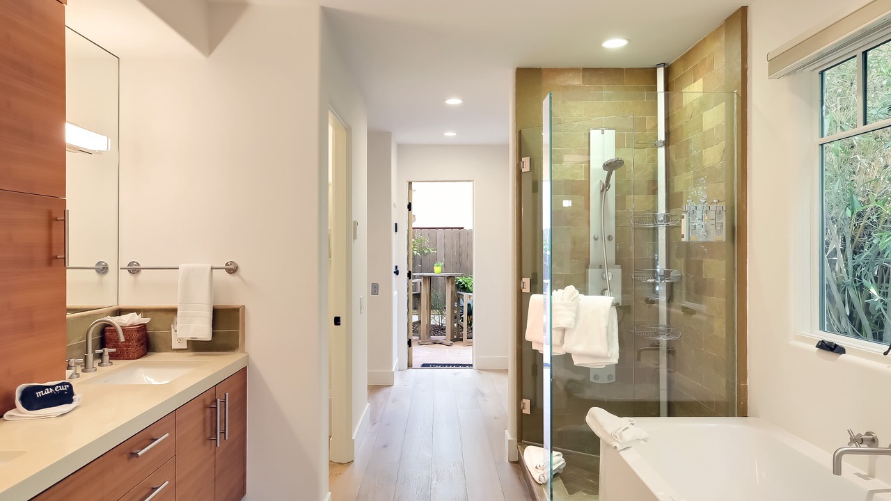Photo of Bathroom in West Beach