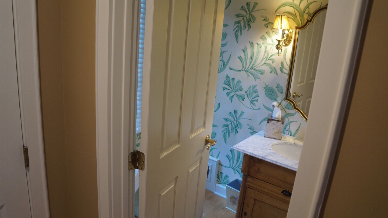 Photo of Bathroom in Birchwood Farms