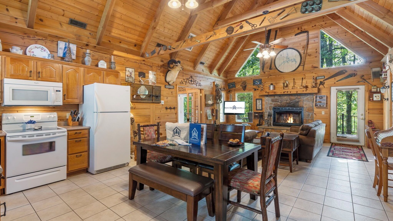 Photo of Kitchen in Branson Cedars