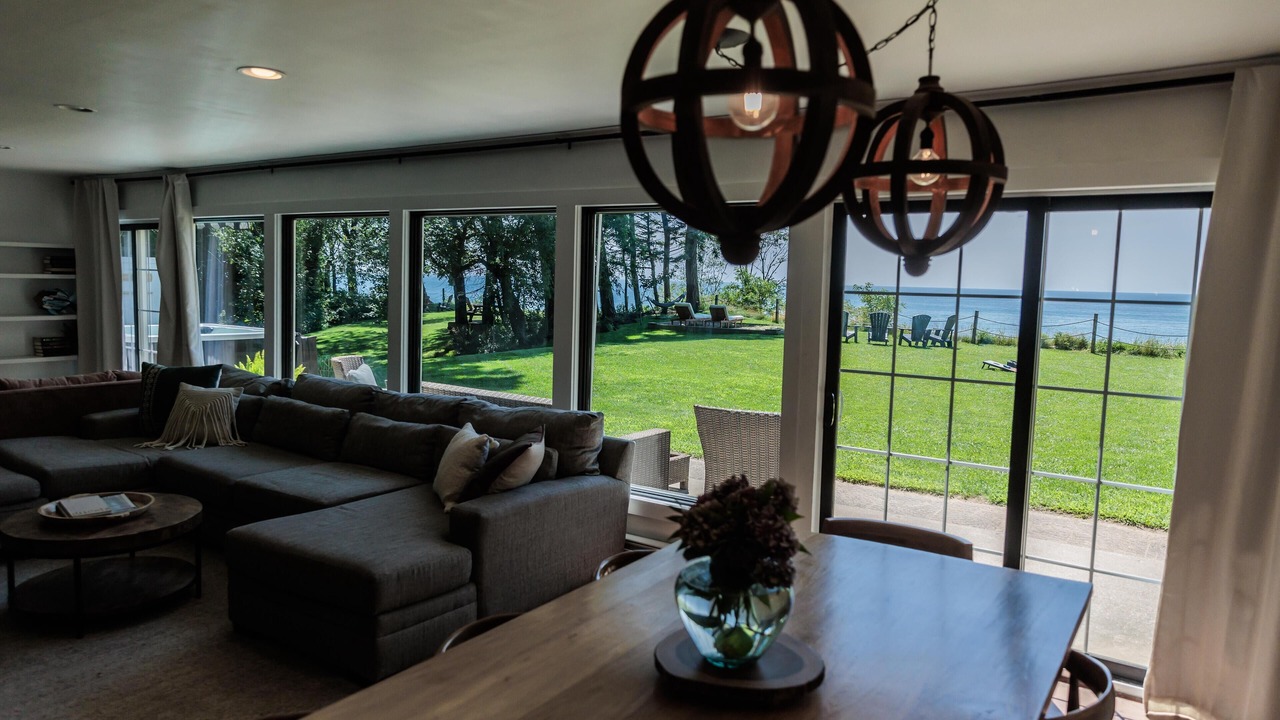 Photo of Livingroom in South Haven
