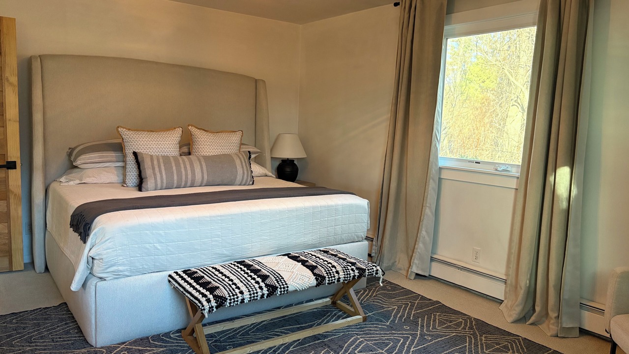 Photo of Bedroom in South Haven