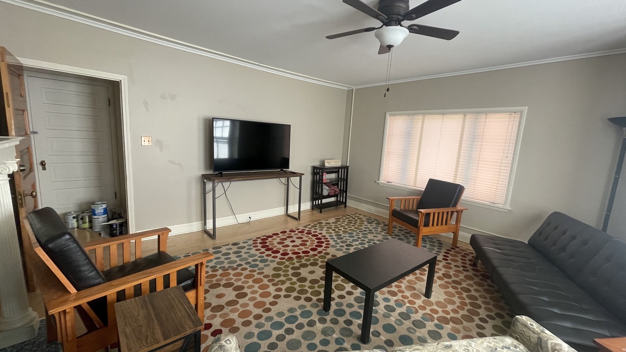 Photo of Livingroom in Laurium
