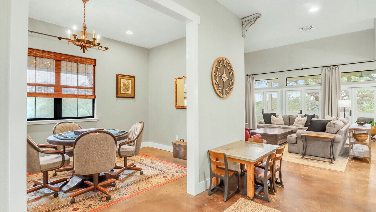 Photo of Bedroom in Canyon Lake
