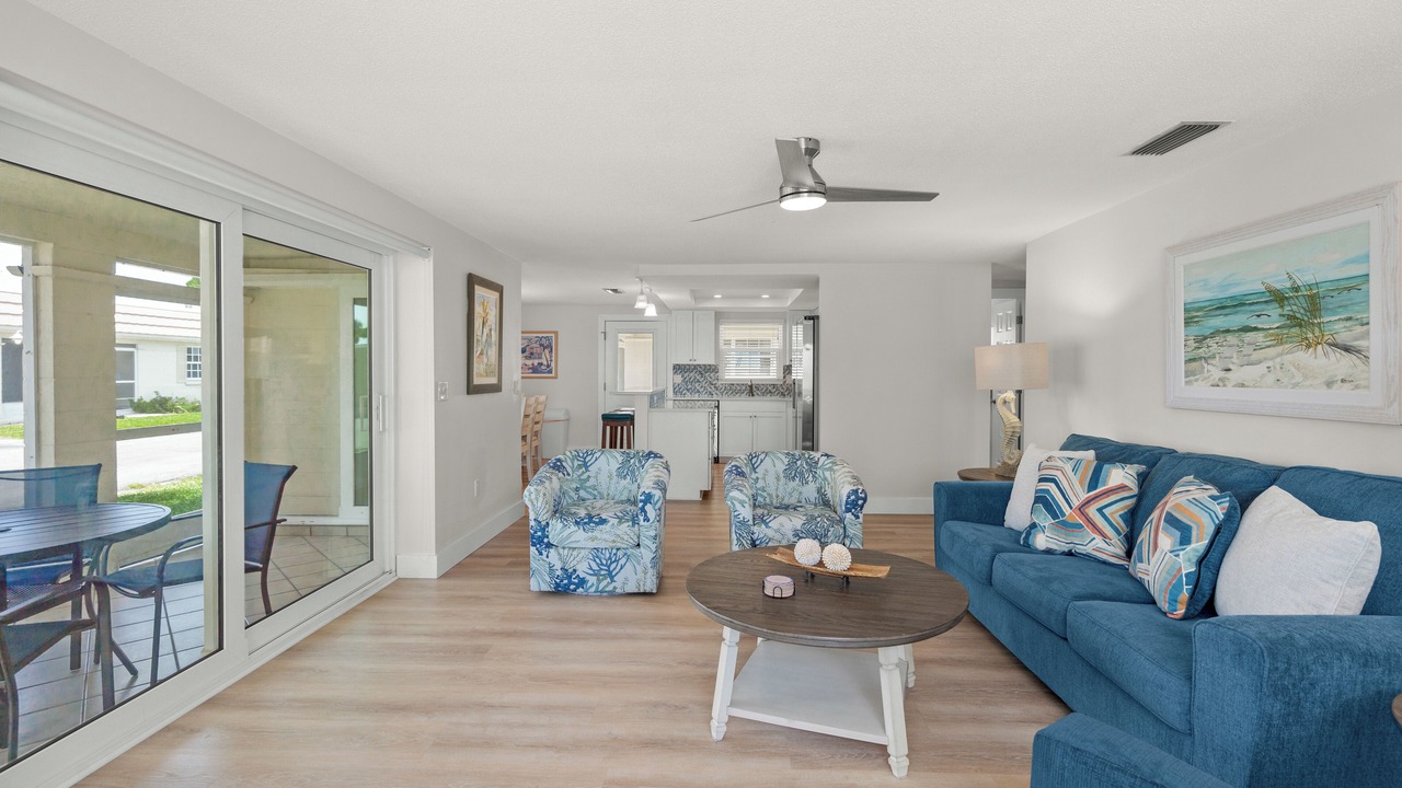 Photo of Livingroom in Siesta Key